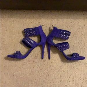 Vince Camuto blue suede heels